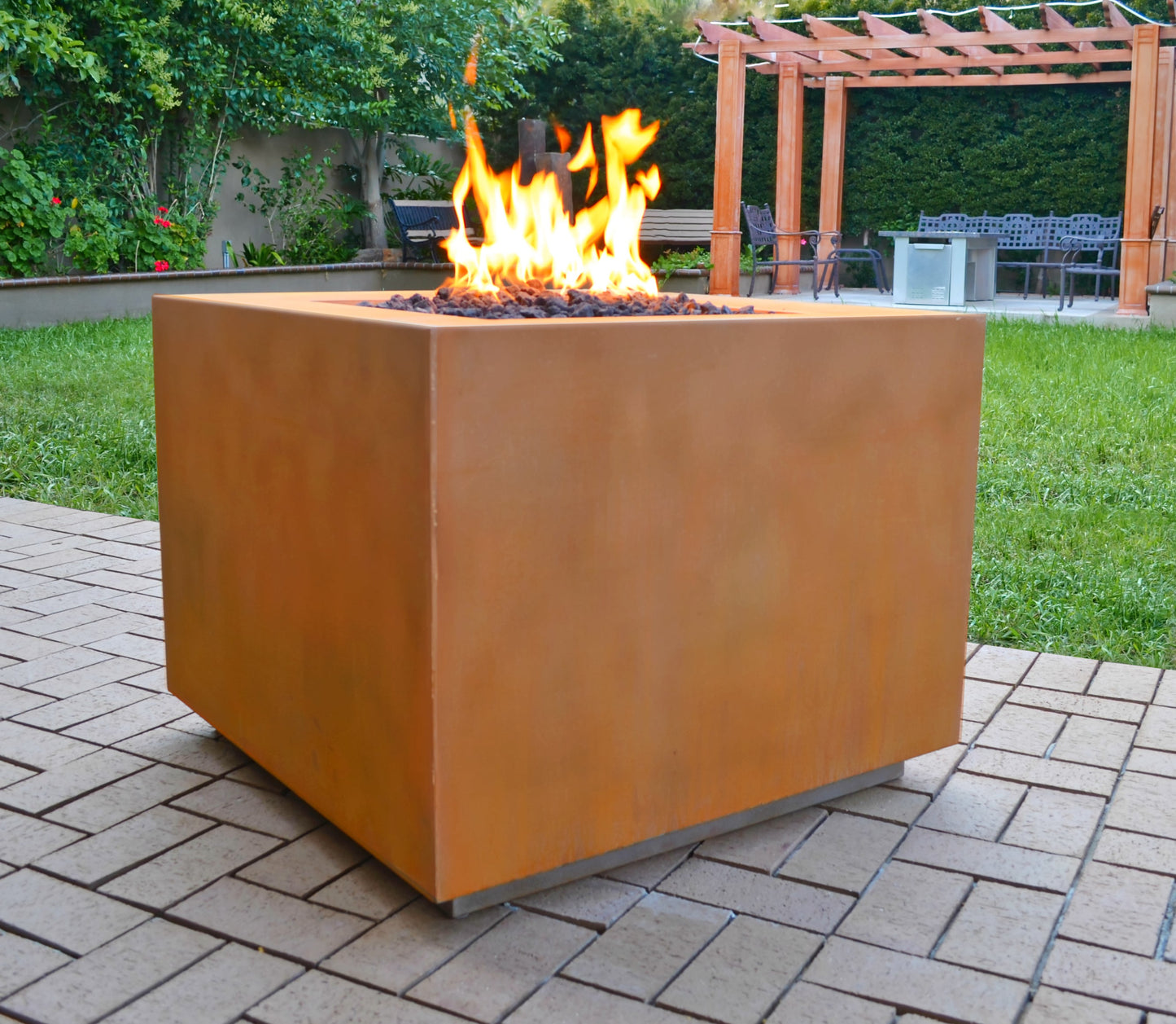 Forma Fire Pit by The Outdoor Plus - Free Cover Included