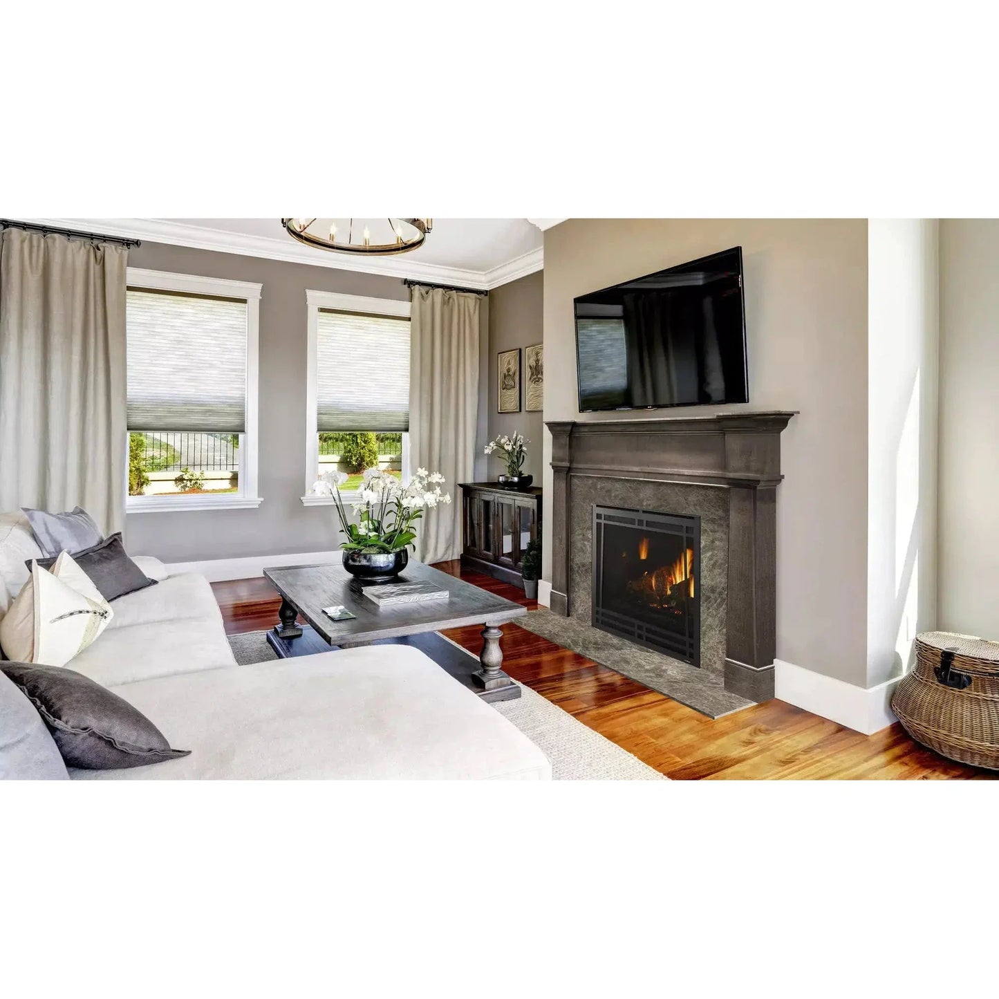 Heatilator Caliber nXt 42" Traditional Top/Rear Direct Vent Natural Gas Fireplace With Traditional Refractory and Intellifire Touch Ignition System