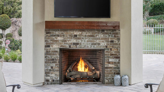 Heatilator Courtyard 42" Traditional Outdoor Natural Gas Fireplace With IntelliFire Ignition System and Traditional Stacked Concrete Refractory