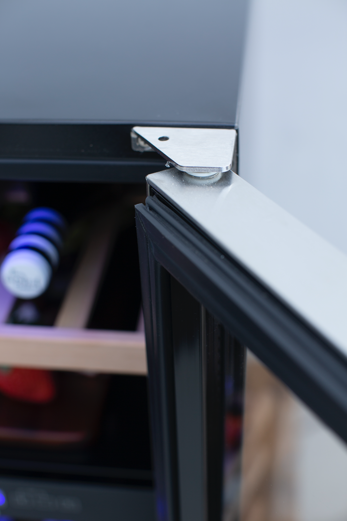 15” Outdoor Rated Dual Zone Wine Cooler