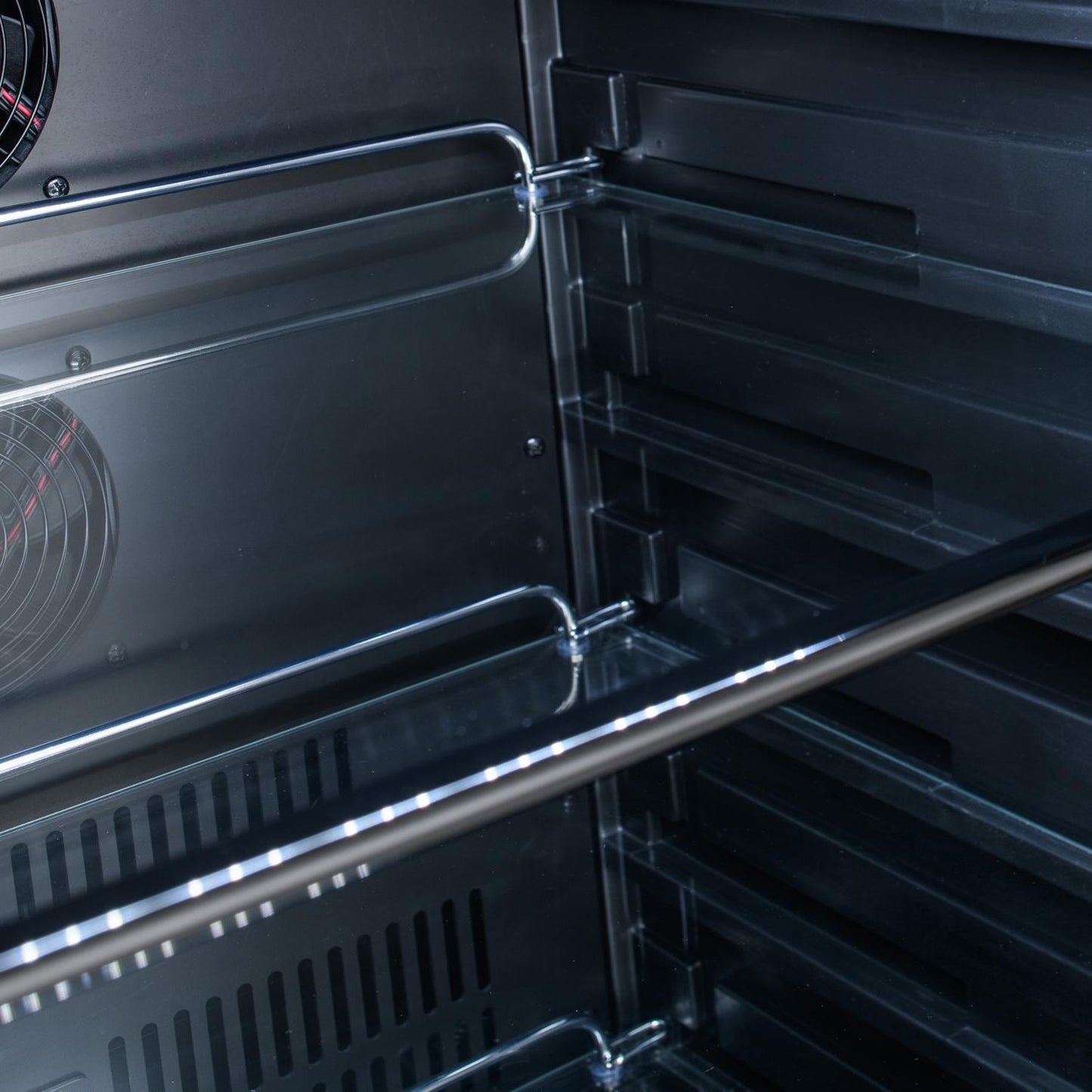 Blaze Grill Package - Premium LTE 32" 4-Burner Built-In Liquid Propane Grill, Double Side Burner and Beverage Center