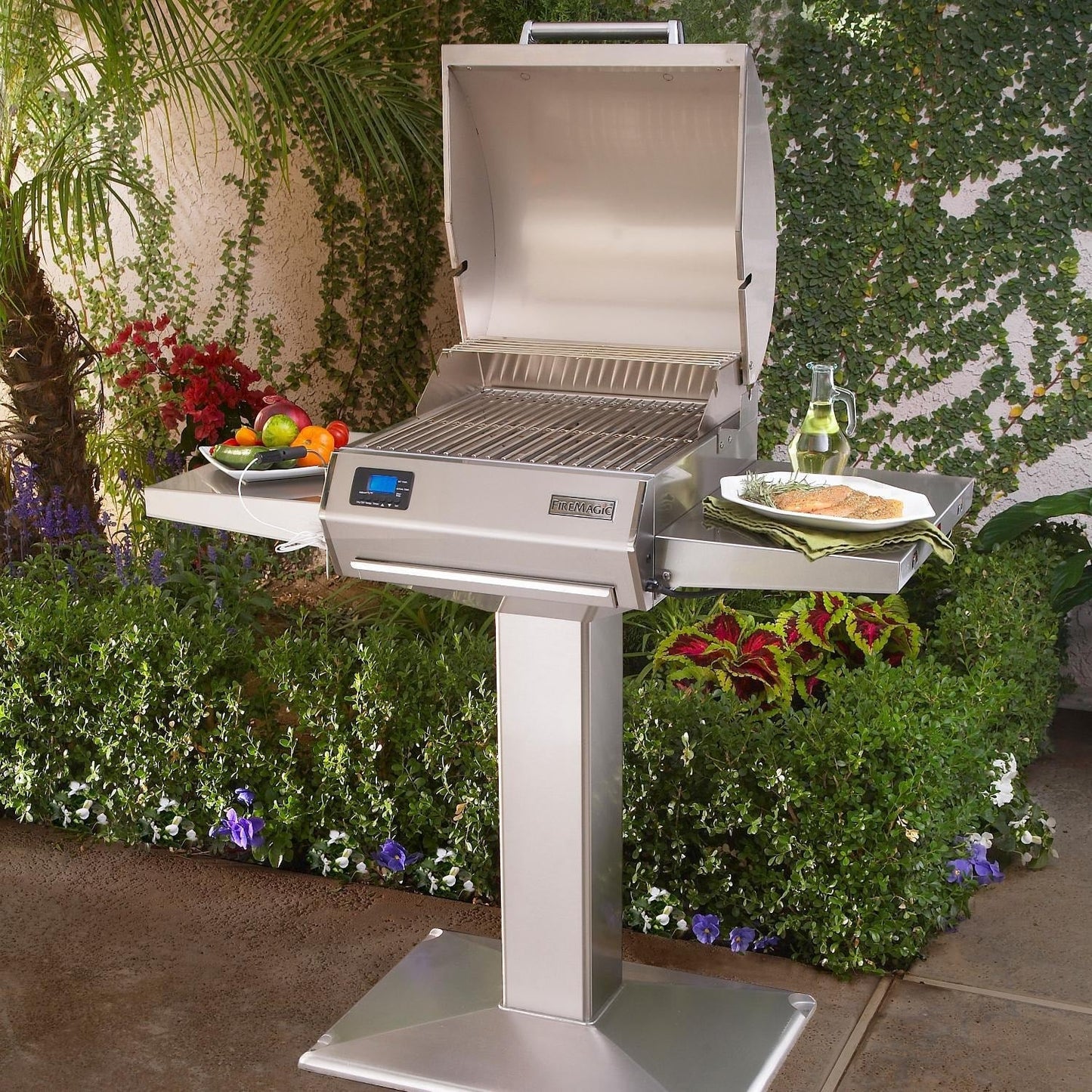 Fire Magic Electric Grill On Patio Post (E251s-1Z1E-P6)