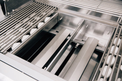 Sizzler Pro 32" Built-in Grill