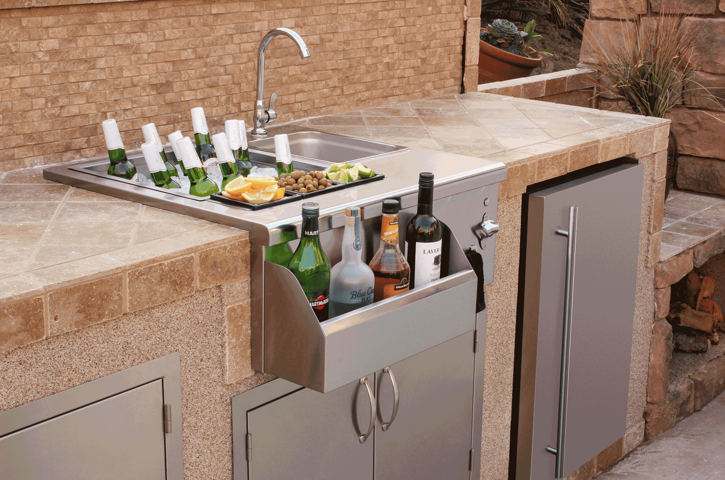 30" Beverage & Prep Station w/ LED Illumination