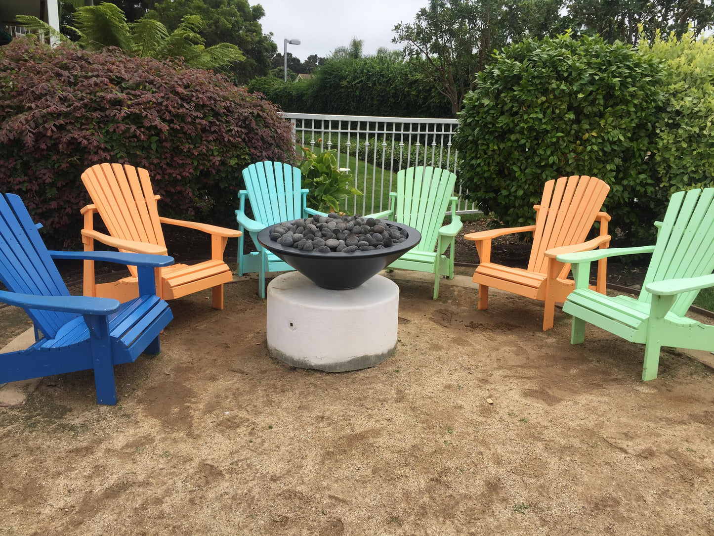 Cazo Concrete Fire Pit Narrow Ledge by The Outdoor Plus - Free Cover Included