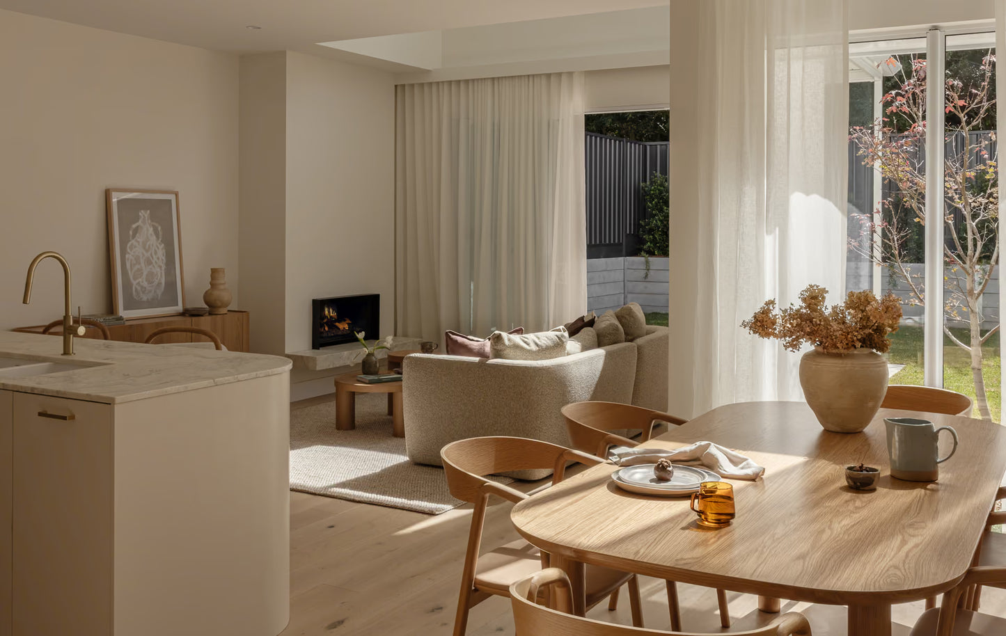 Escea LE1000 Electric Fireplace