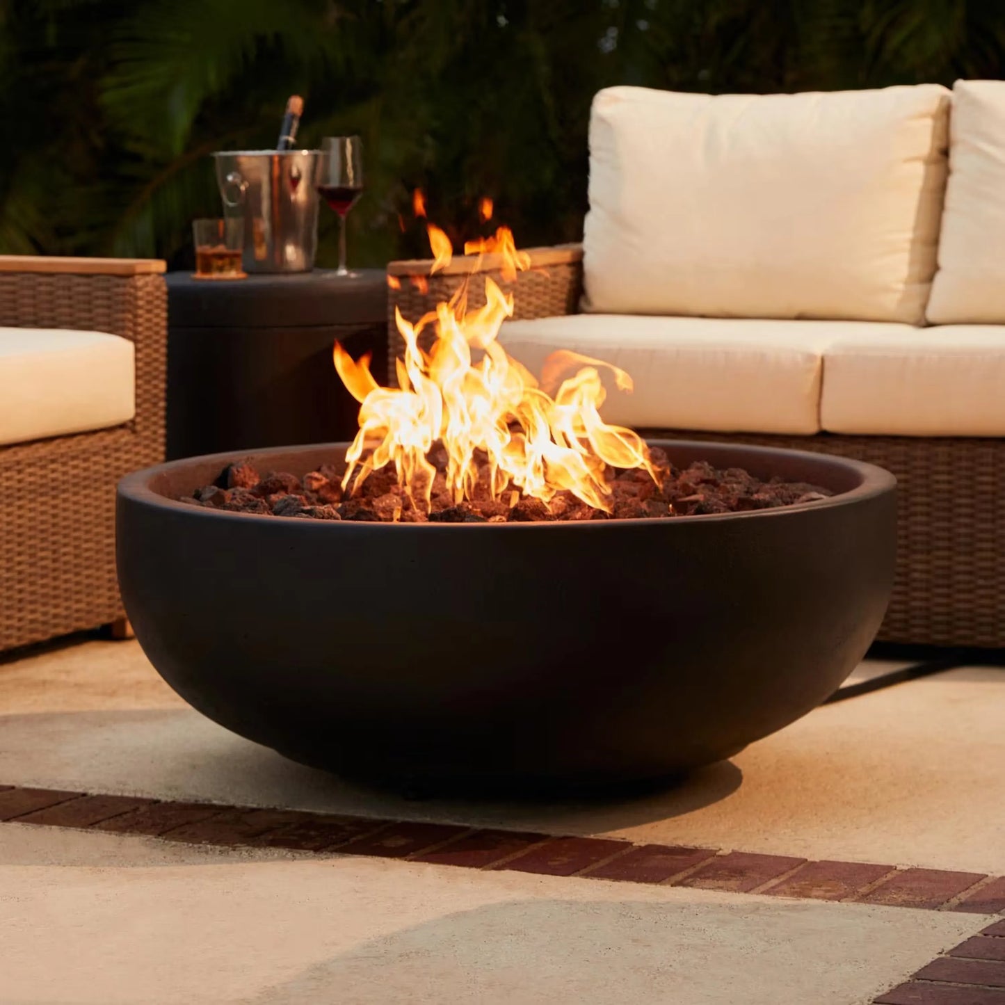 Blaze 38" Round Concrete Propane Fire Bowl in Phantom (BLZ-38-FBOWL-LP)