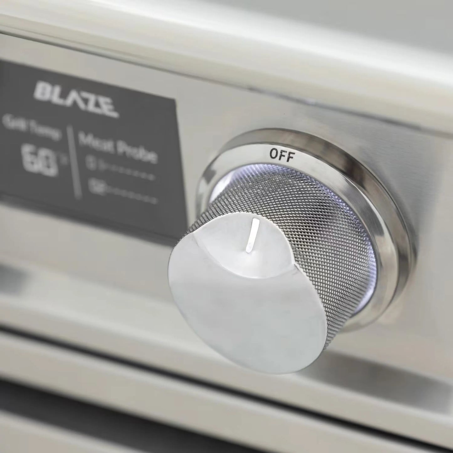 Blaze LTE PRO 32" 4 Burner Built-in Natural Gas Grill with Digital Temperature Screen & Rear Infrared Burner (BLZ-4LTEPRO-NG)