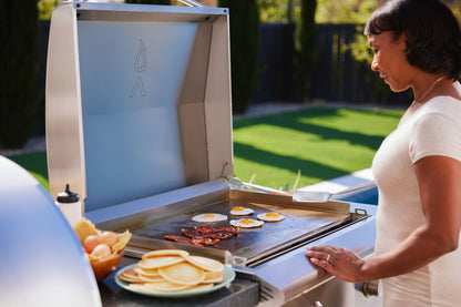 Blaze LTE+ 30" Built-in Propane Gas Griddle with Lift-Assist Hood (BLZ-GRIDDLE-LTE3-LP)