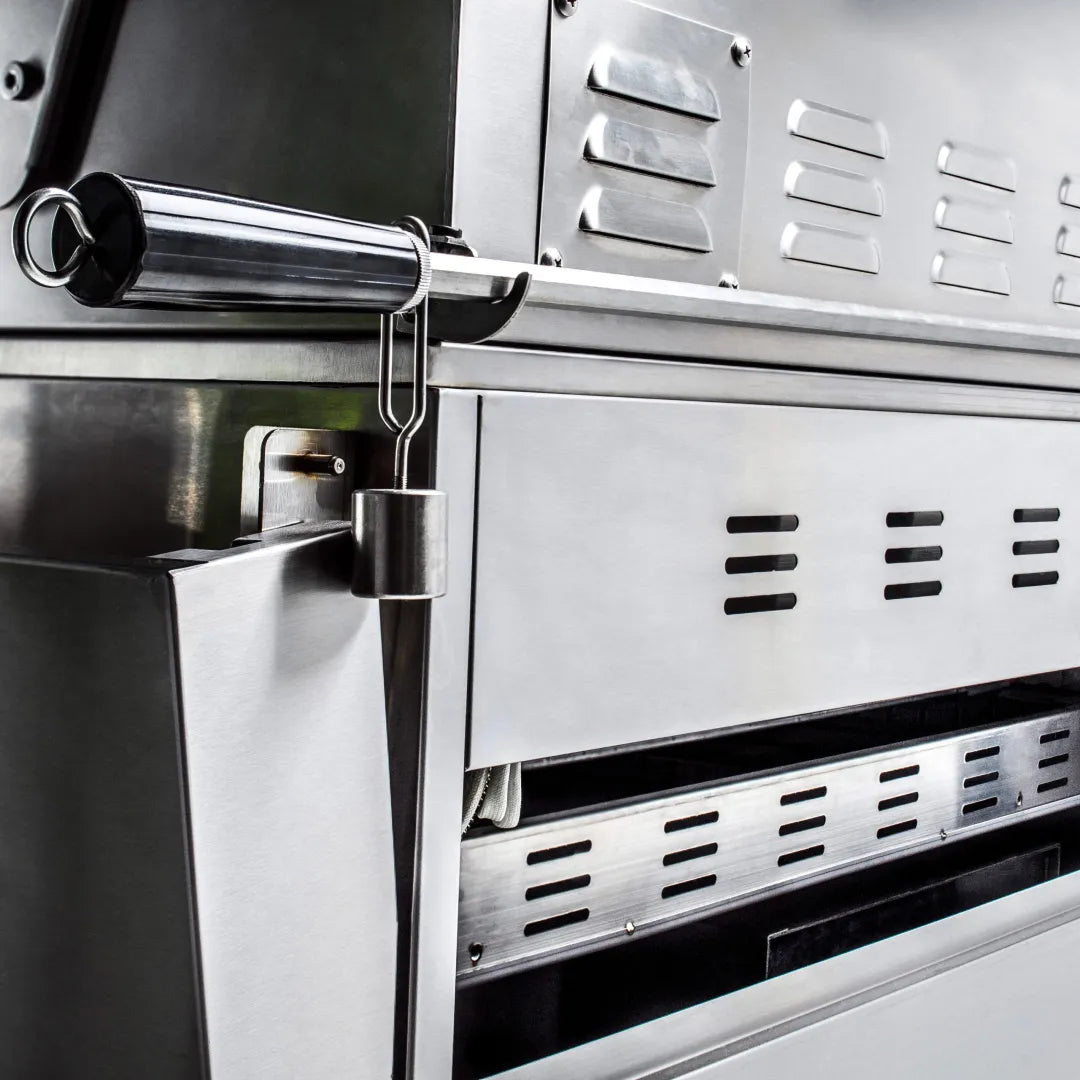 Blaze Professional LUX 34" 3-Burner Built-In Natural Gas Grill With Rear Infrared Burner (BLZ-3PRO-NG)