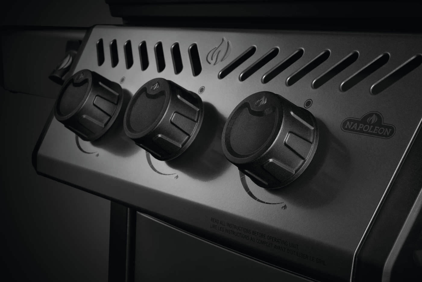 Napoleon Freestyle 365 SB with Range Side Burner