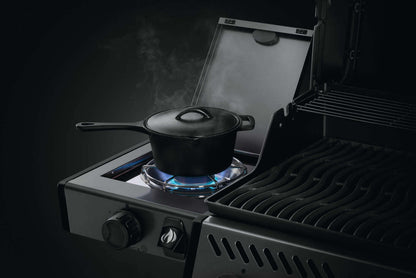 Napoleon Freestyle 425 SB with Range Side Burner