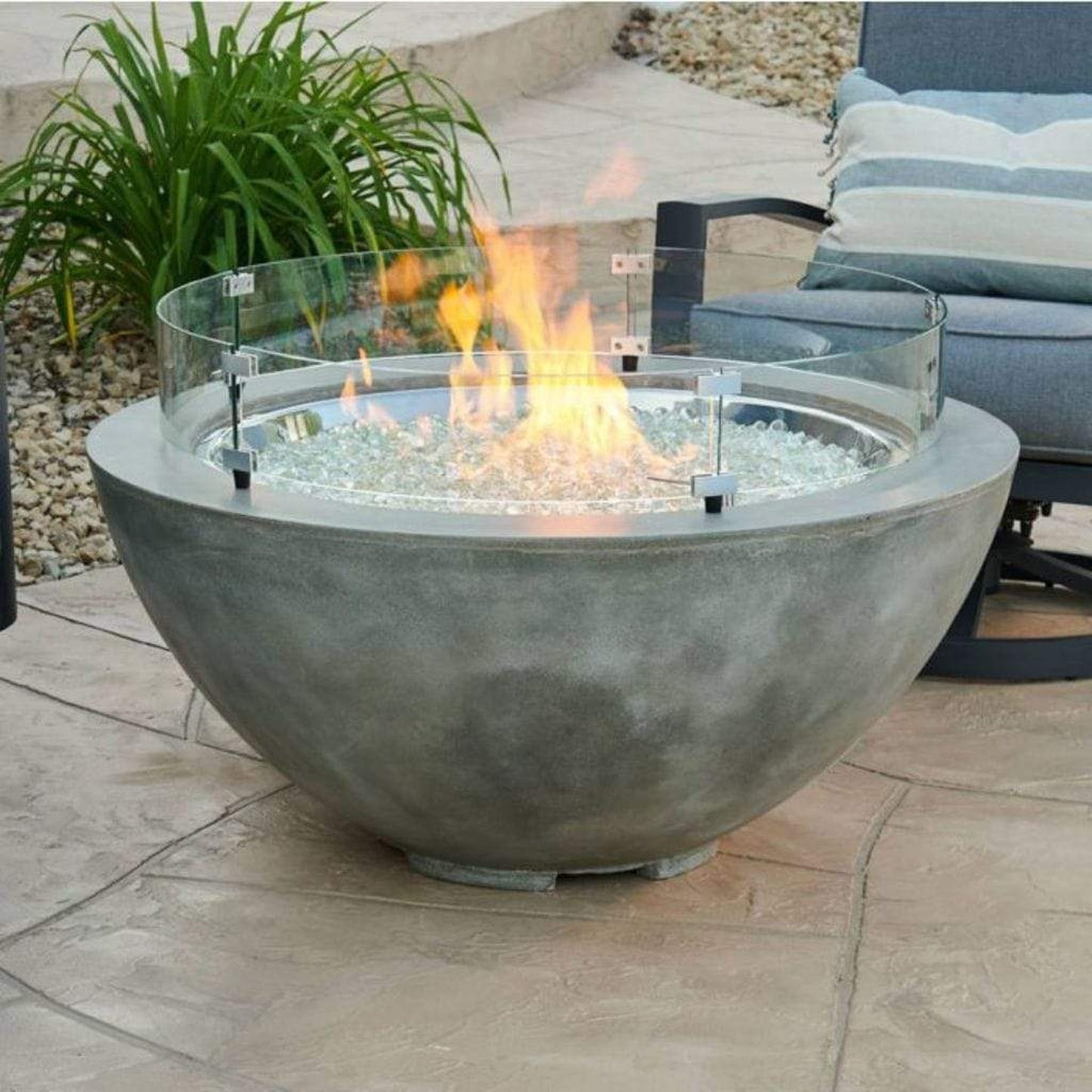 The Outdoor GreatRoom Company 12" Round Glass Wind Guard