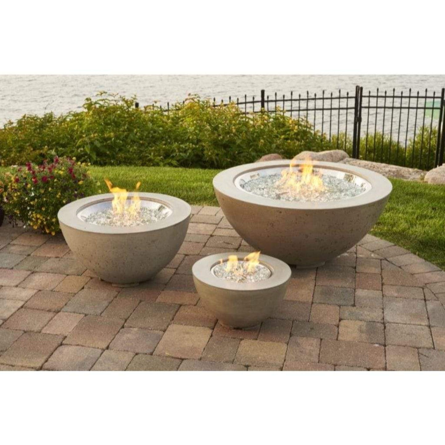The Outdoor GreatRoom Company Cove 20" Natural Grey Round Gas Fire Pit Bowl