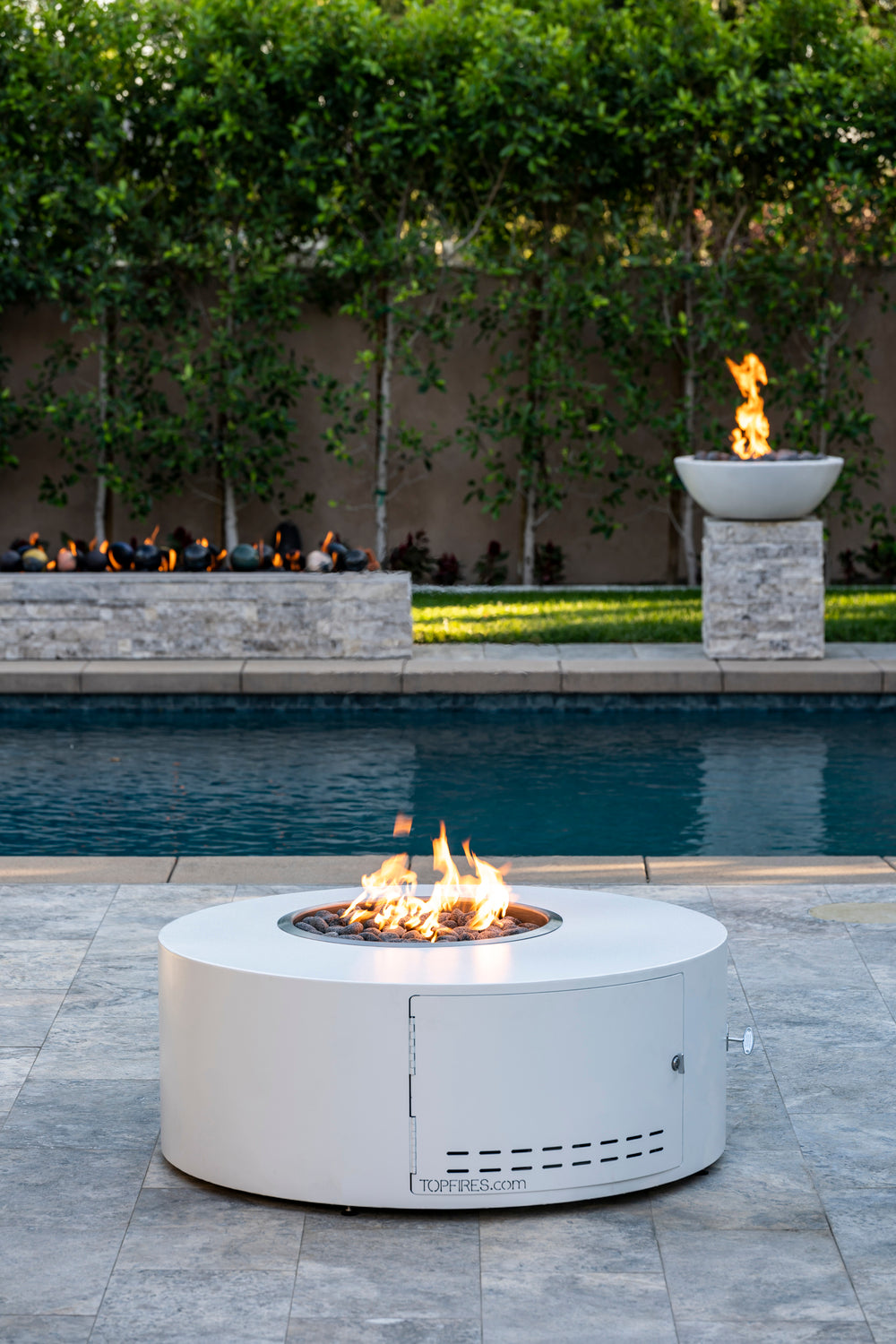 Isla Fire Pit by The Outdoor Plus - Free Cover Included