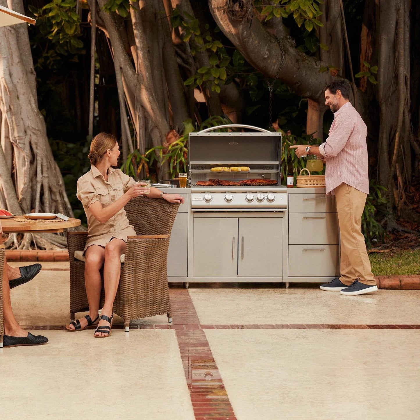 Blaze 6 ft BBQ Island with Premium 32" LTE Series Natural Gas Grill in Stainless Steel (BLZ-SS-ISLAND-4LTE2-NG)