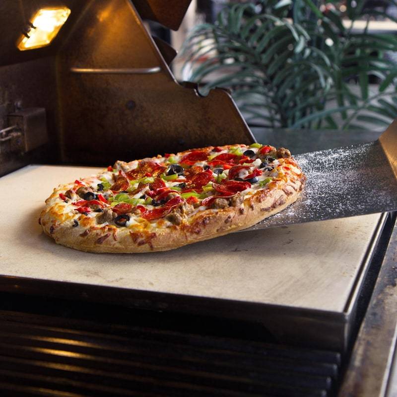 Blaze 14 3/4 Inch Ceramic Pizza Stone With Stainless Steel Tray (BLZ-PZST)
