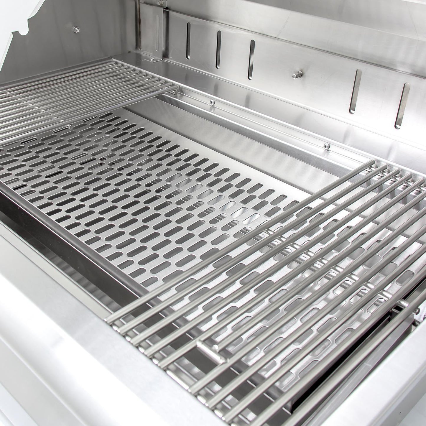 Blaze 32" Built-In Stainless Steel Charcoal Grill With Adjustable Charcoal Tray (BLZ-4-CHAR)