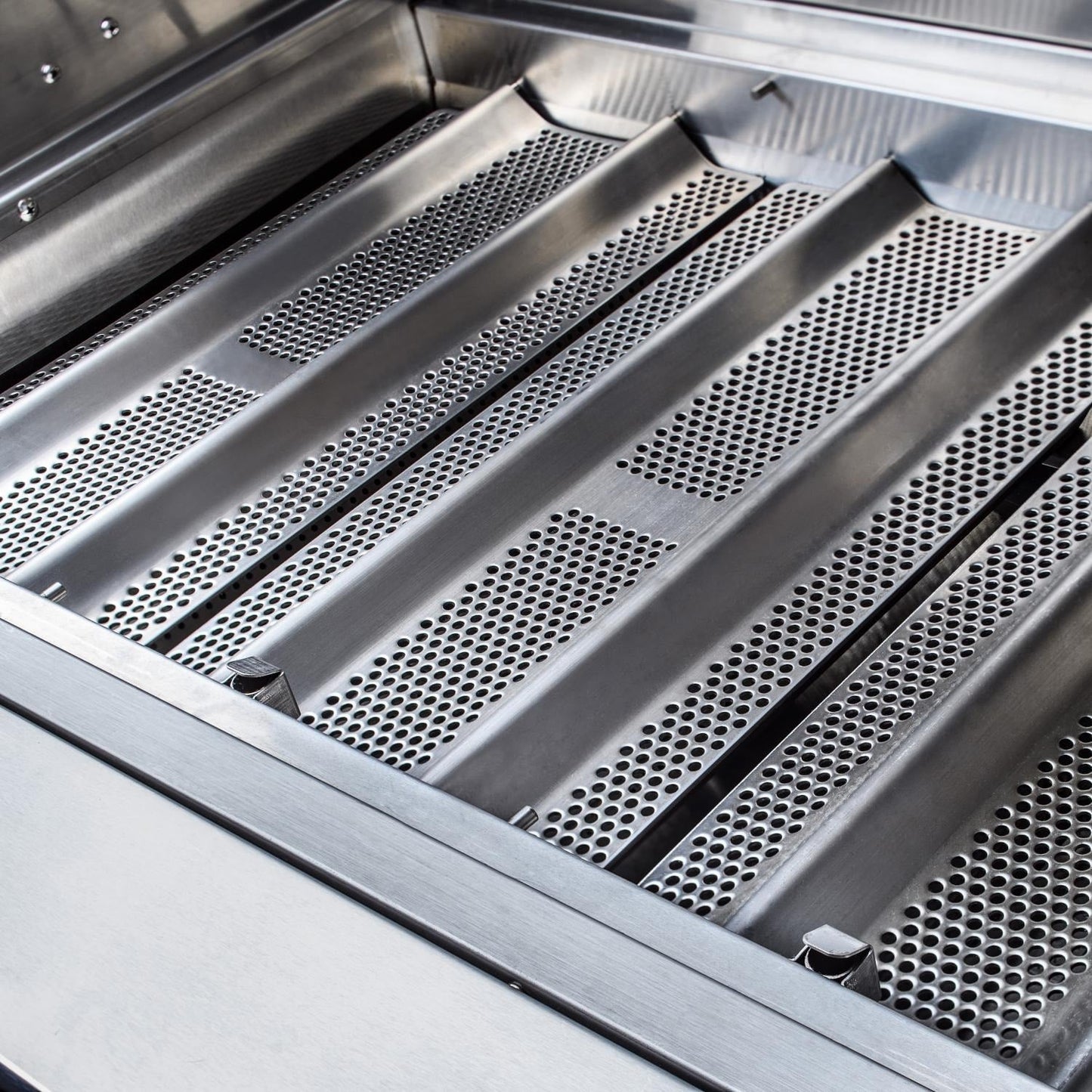 Blaze Professional LUX 34" 3-Burner Freestanding Liquid Propane Gas Grill With Rear Infrared Burner