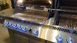 Napoleon Prestige PRO 825 Gas Grill with Power Side Burner & Infrared Burners