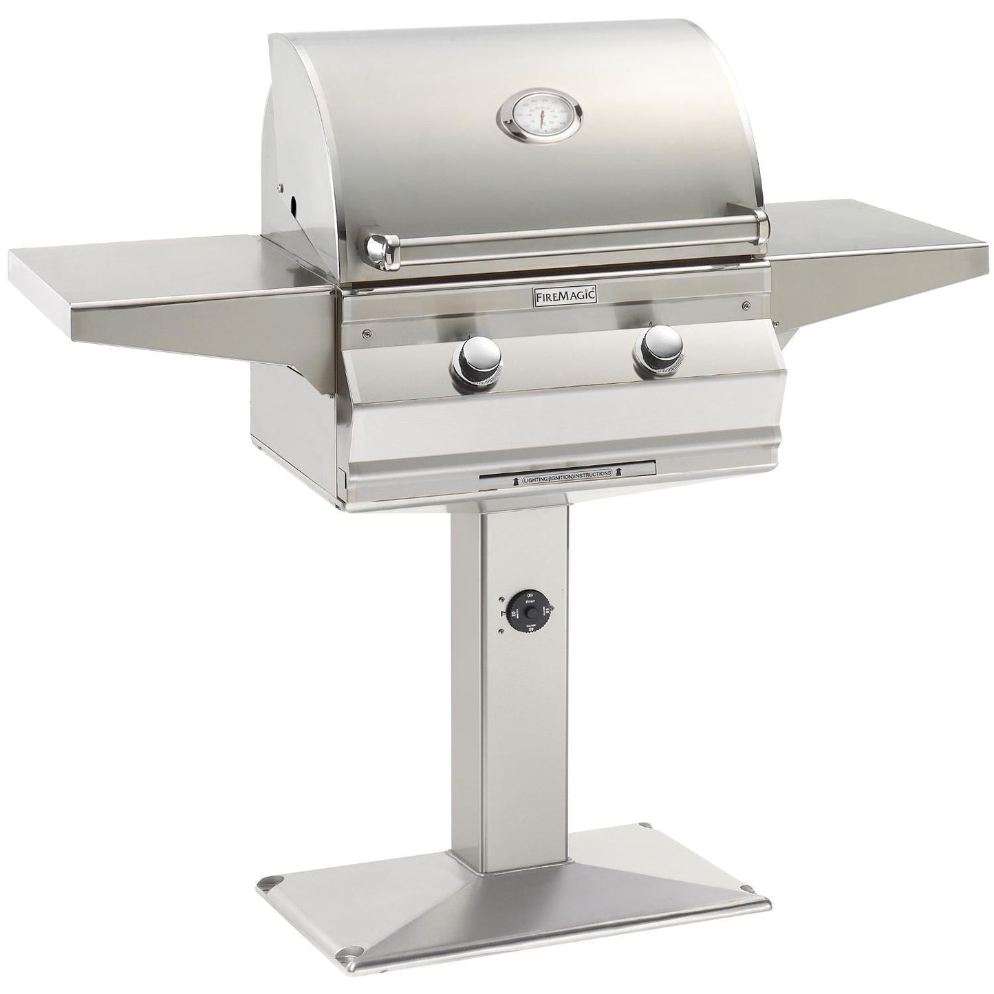Fire Magic 24" Choice Freestanding Natural Gas Grill with Analog Thermometer On Patio Post (C430S-RT1N-P6)
