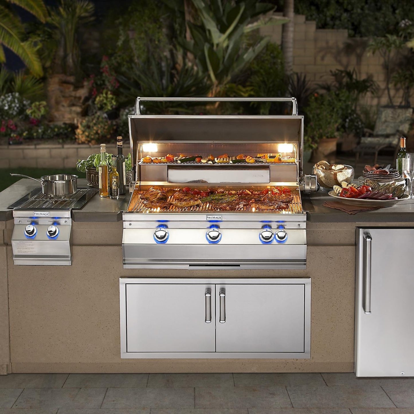 Fire Magic 36" Built-In Natural Gas Grill with Rotisserie in Stainless Steel (A790I-8EAN)