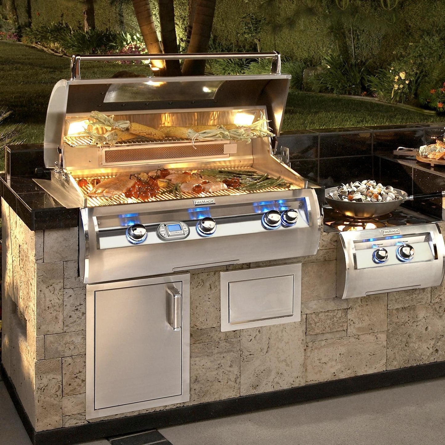 Fire Magic Echelon Diamond E790I 36" Built-In Natural Gas Grill with One Infrared Burner, Magic View Window, Rotisserie, & Digital Thermometer (E790I-8L1N-W)